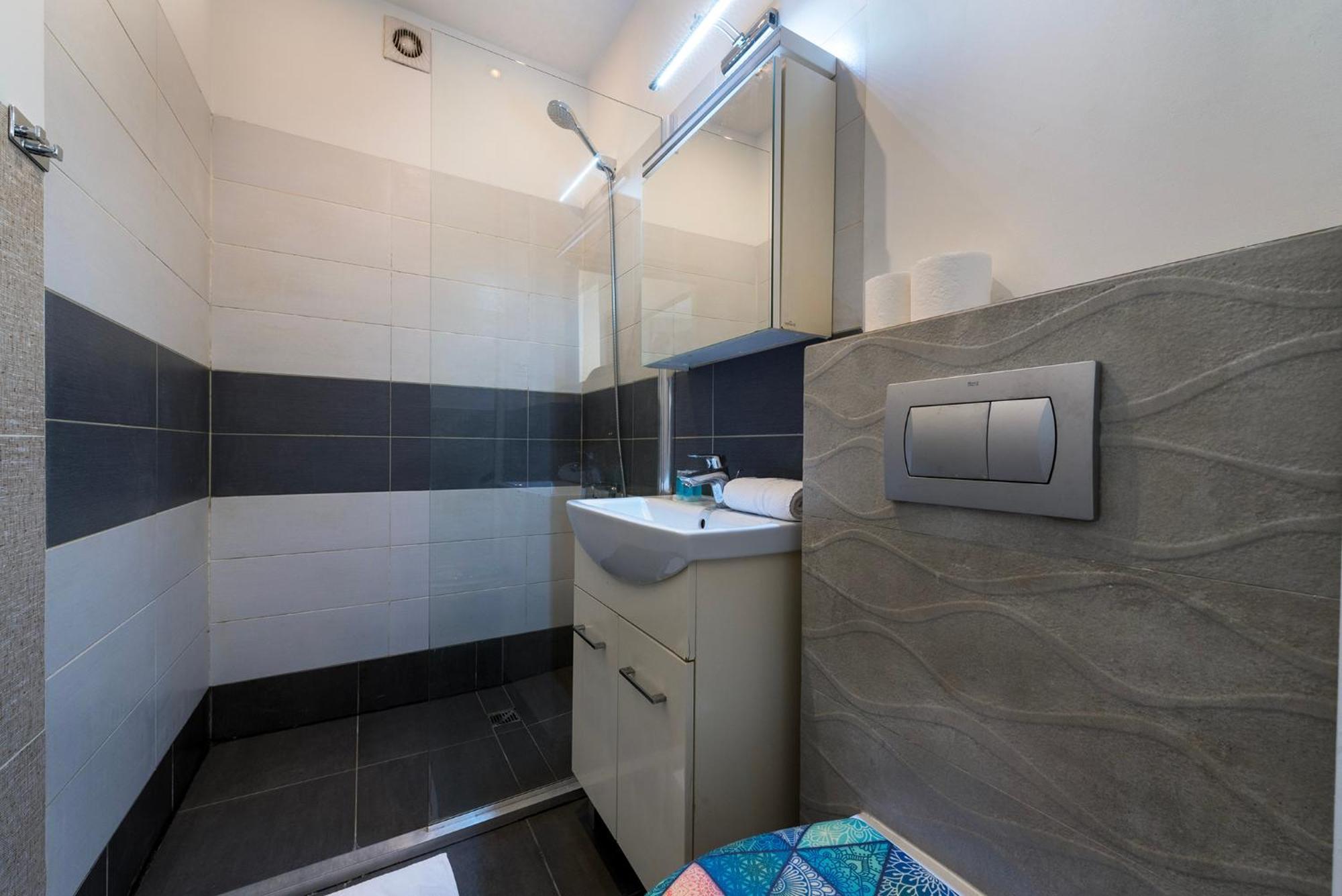 Very Quiet Flat In The Old Town * Warszawa